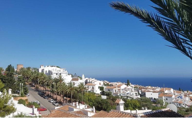 Lovley 2 bedroom in Capuchinos, San Juan de Capistrano, Nerja Exterior foto